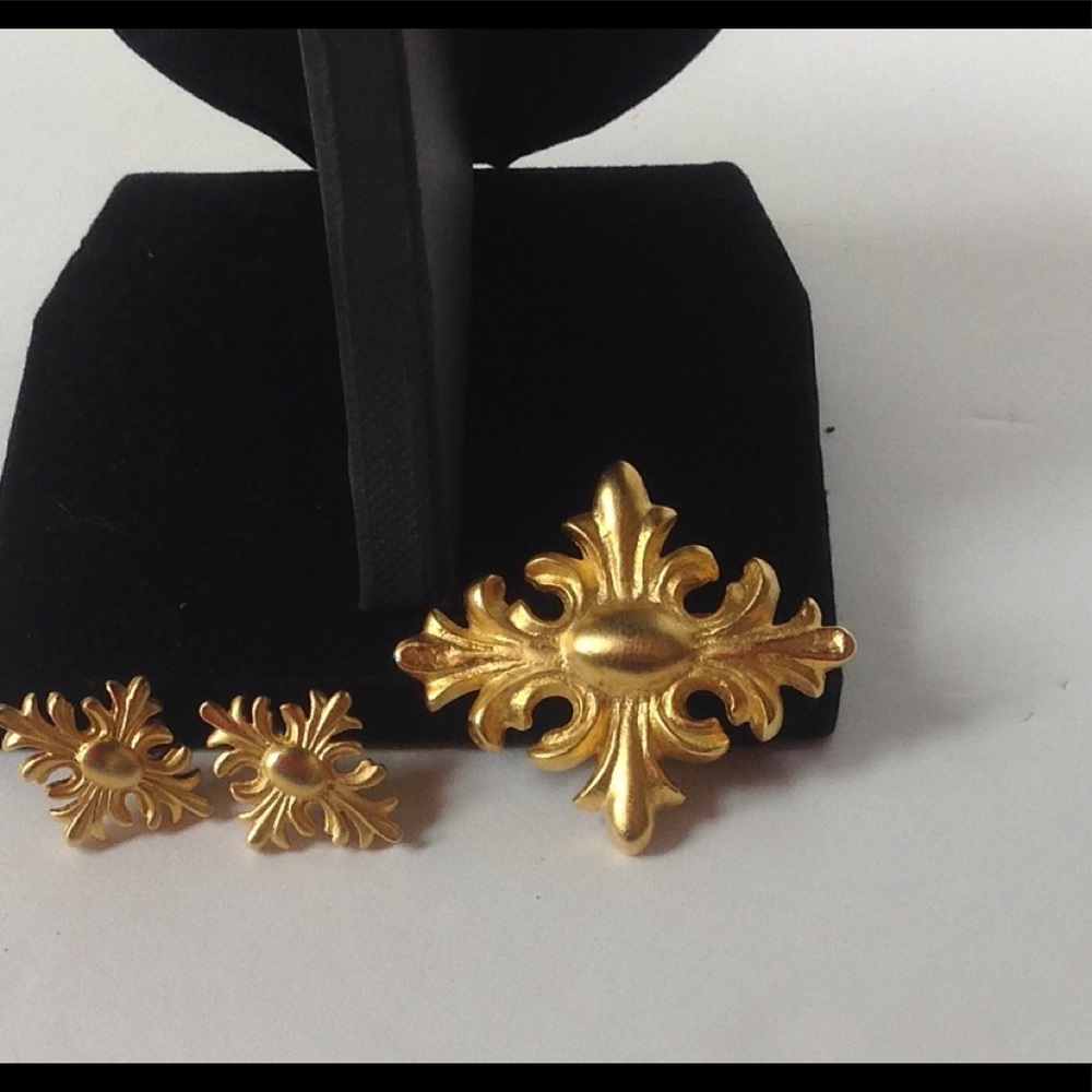 Vintage Brass Baroque Brooch Earrings Set  Pin